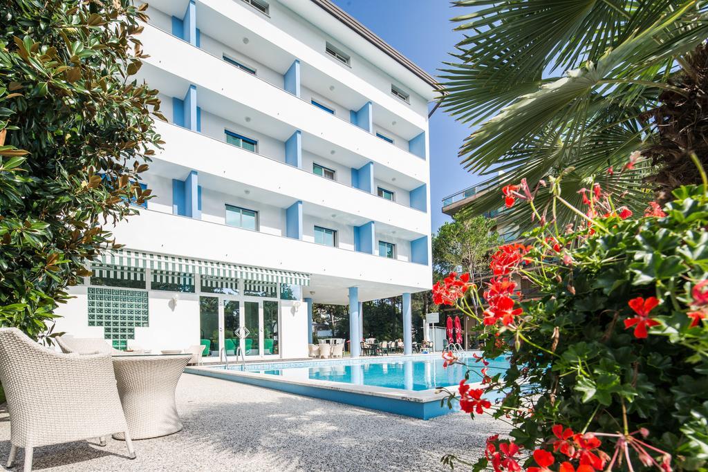 Hotel Olympia Lignano Sabbiadoro Ngoại thất bức ảnh