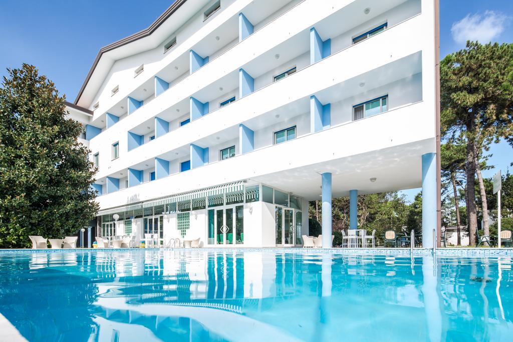 Hotel Olympia Lignano Sabbiadoro Ngoại thất bức ảnh