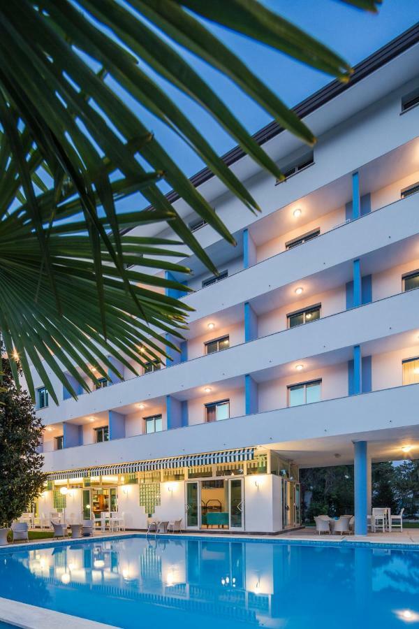 Hotel Olympia Lignano Sabbiadoro Ngoại thất bức ảnh